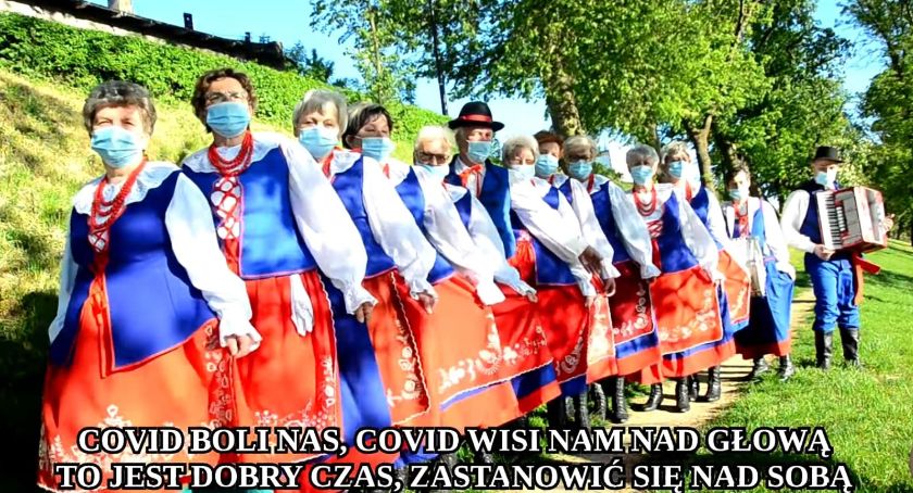Rapujący zespół folklorystyczny z Brześcia. To musicie zobaczyć