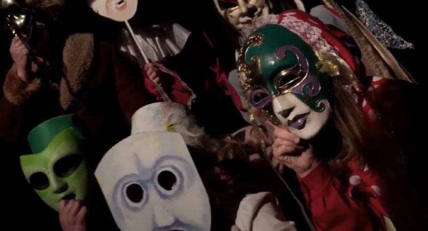 Aktorzy Teatru Impresaryjnego we Włocławku w #hot16challange
