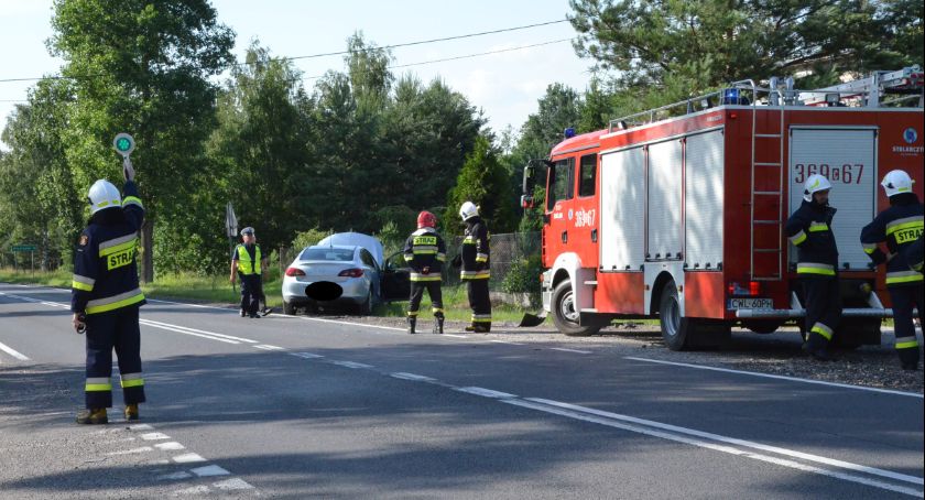 Wypadek w Mostkach w Gminie Włocławek. Zderzyły się Opel z Suzuki [ZDJĘCIA]
