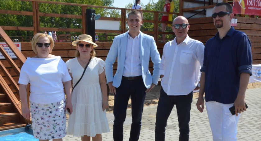 Miejskie baseny letnie we Włocławku  oficjalnie otwarte ( ZDJĘCIA)