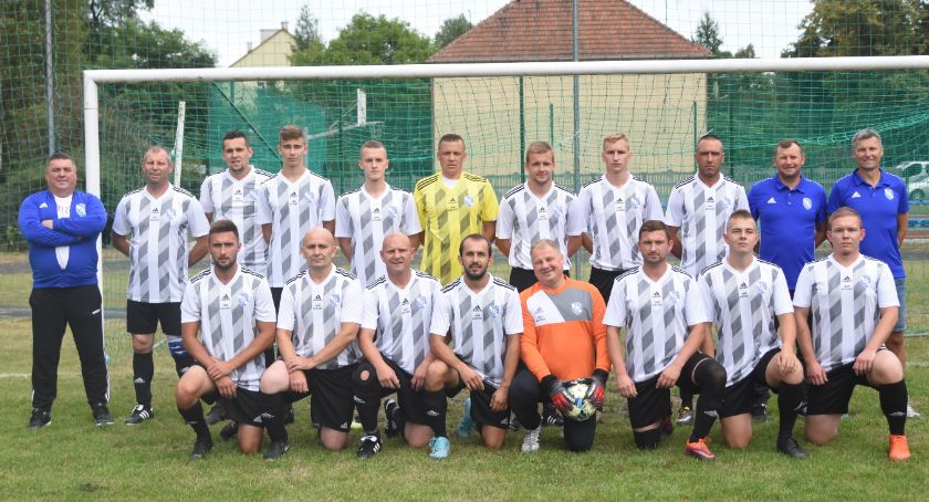 Mecz Victoria Smólnik – Wzgórze Raciążek [ZDJĘCIA]