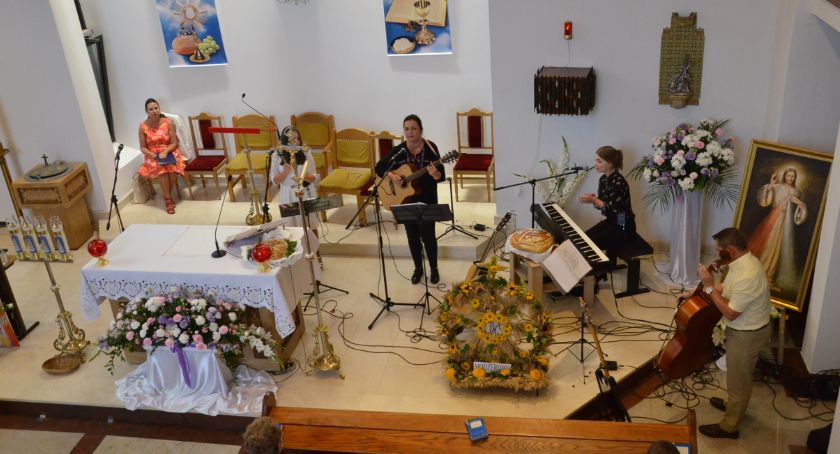 Dożynki i Koncert Elżbiety Ślubowskiej Ela i Przyjaciele we Włocławku [ZDJĘCIA]