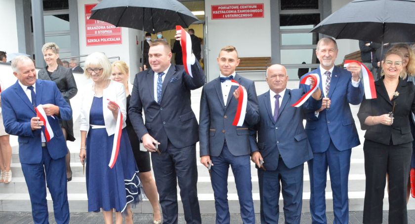 Wojewódzka Inauguracja Roku Szkolnego 2020/2021 oraz Otwarcie Powiatowego Centrum Kształcenia Zawodowego i Ustawicznego w Lubieńcu Gmina Chodecz