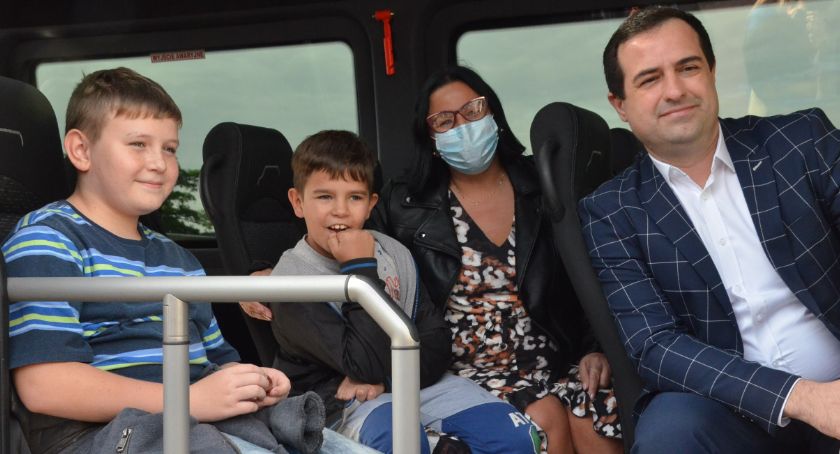 Nowy autobus w Zespole Szkół nr 3 we Włocławku [ZDJĘCIA]