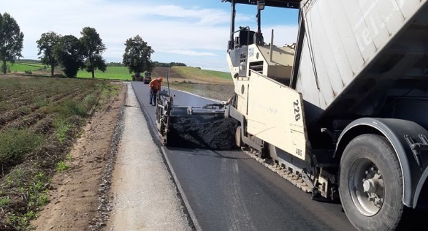 Mieszkańcy Świątkowic w Gminie Baruchowo mają nowy odcinek drogi 