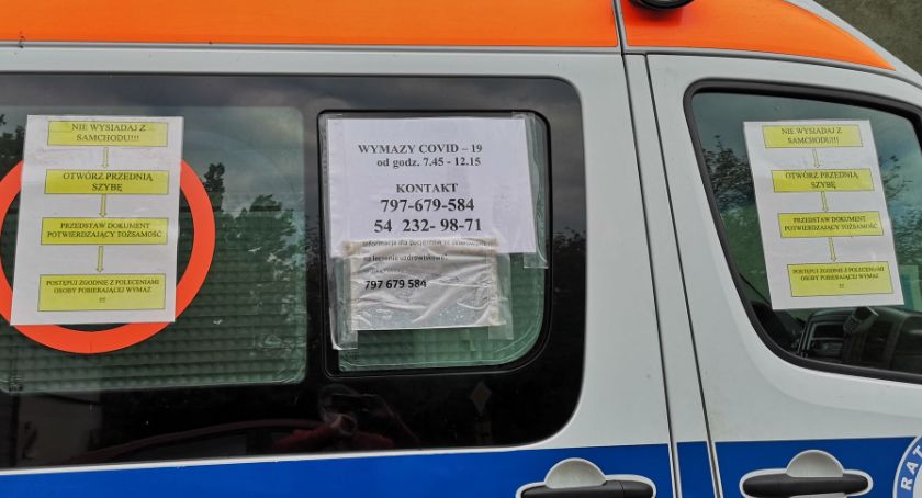Testy na koronawirusa we Włocławku. Mobilny punkt pobrań drive thru