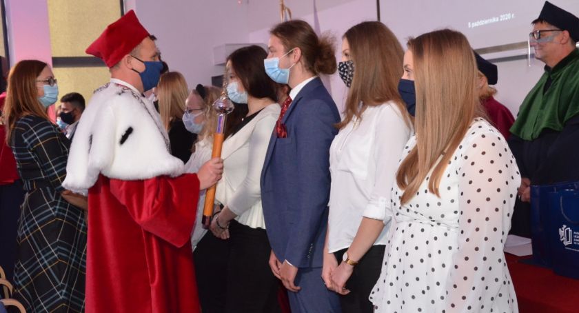 Inauguracja roku akademickiego w Państwowej Uczelni Zawodowej we Włocławku.