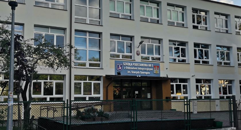 Koronawirus Włocławek: Jak wygląda sytuacja epidemiczna w placówkach oświatowych ?