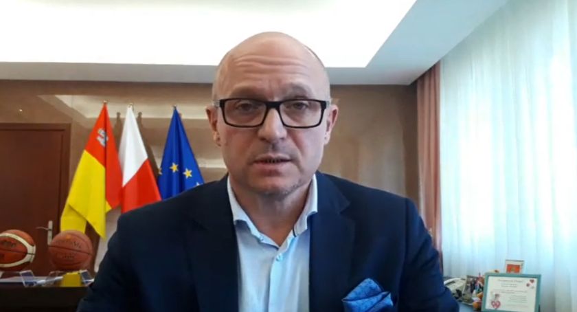 Koronawirus Włocławek: Co z Sylwestrem i Wigilią Miejską? Jak będziemy obchodzić Święta Bożego Narodzenia