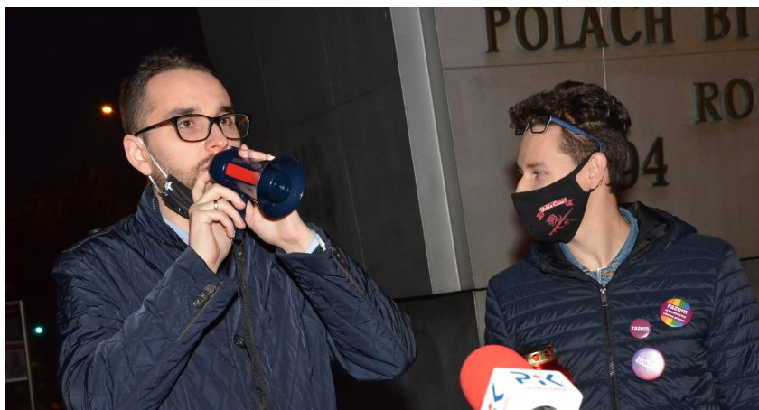 Włocławek: Protest przeciw orzeczeniu TK w sprawie aborcji [ZDJĘCIA]