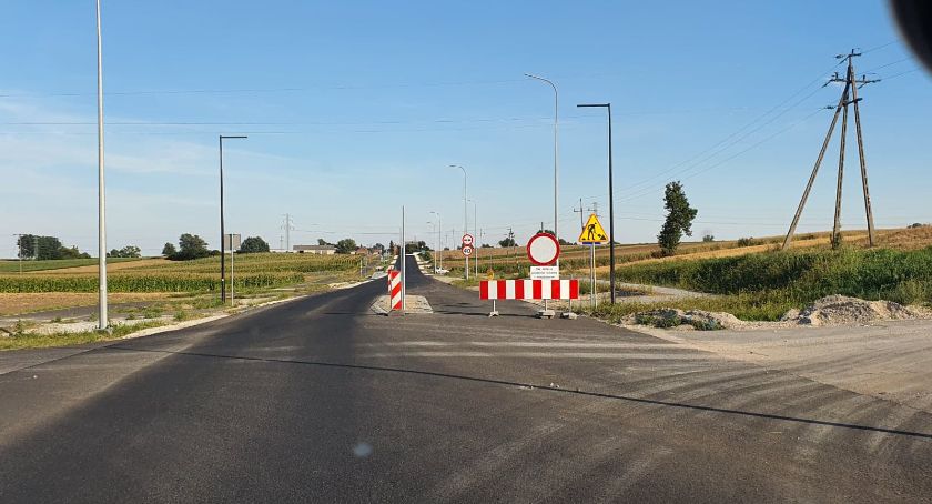 Droga z Brześcia do Kowala nadal w budowie. Kiedy zakończenie prac?