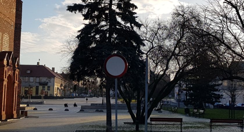 Bójka na Starym Rynku we Włocławku. Interweniowała policja i straż miejska