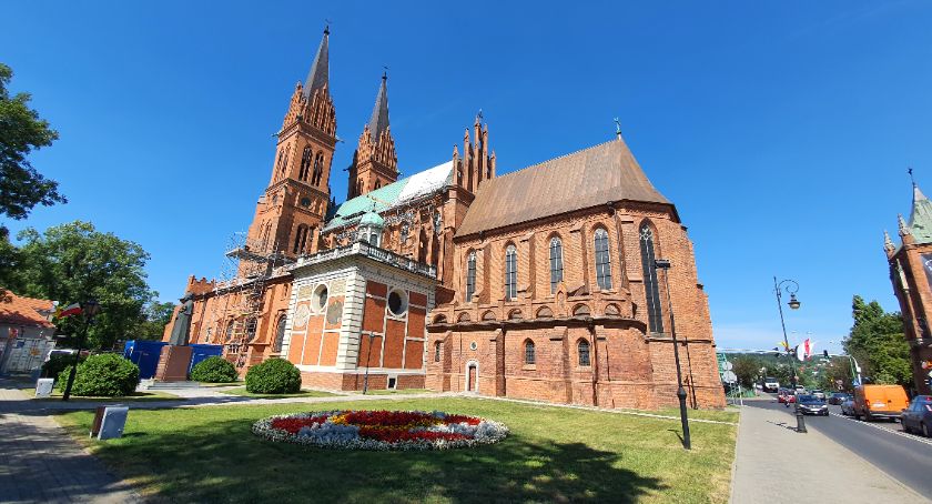 Decyzje personalne i nominacje w diecezji włocławskiej. Księża zmienią parafie! [LISTA]