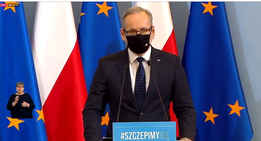 Koronawirus: Rząd luzuje kolejne obostrzenia. Od połowy lutego otwarte hotele, kina, teatry. Zmieni się również w sporcie