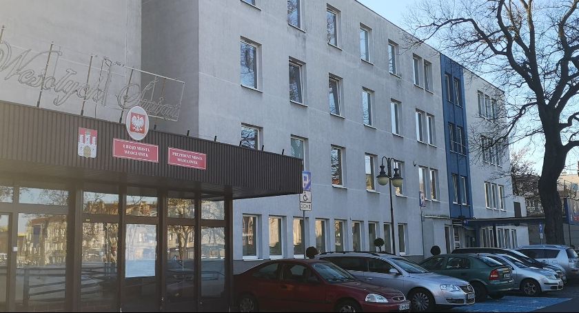 Włocławek : Radni zagłosowali za wzrostem  wynagrodzenia 