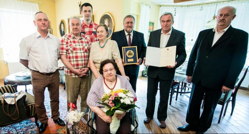 Medal otrzymała jubilatka z Lubrańca
