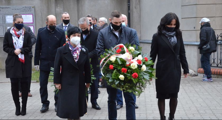 11 rocznica katastrofy smoleńskiej we Włocławku  [ZDJĘCIA]