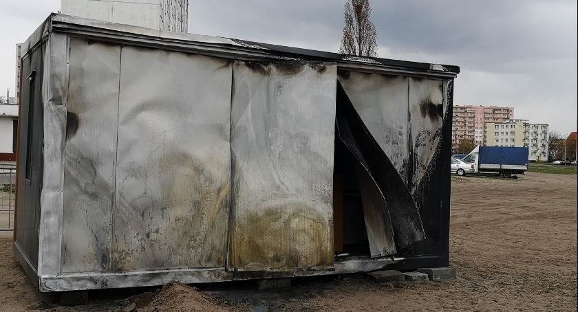 Detektyw Rutkowski we Włocławku. Zbada sprawę podpalenia punktu testów na koronawirusa