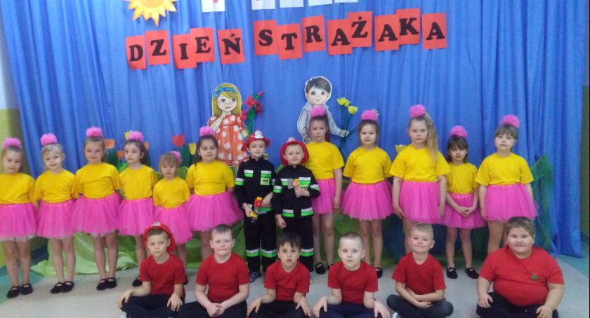 Dzień Strażaka w Lubrańcu: Dzieci z Przedszkola Samorządowego  podziękowały strażakom [ZDJĘCIA, VIDEO]