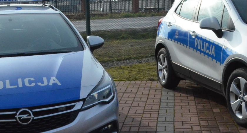 Śmiertelny wypadek w Chalinie. Potrącony  przez koparko-ładowarkę mężczyzna zmarł