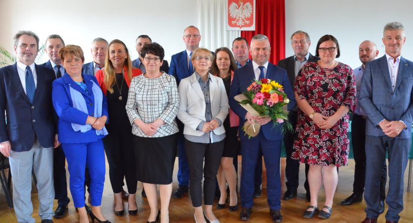Chodecz: Jednogłośne absolutorium i wotum zaufania dla burmistrza