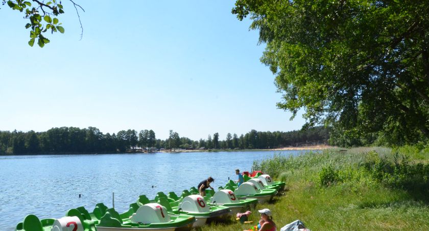 Upalne lato nad Jeziorem Skrzyneckim i Lubiechowskim [ZDJĘCIA]