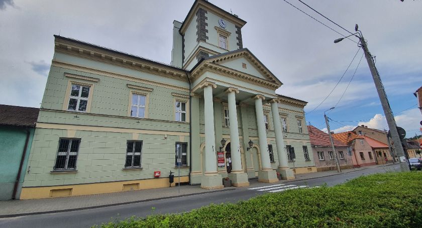 Praca w Brześciu Kujawskim. Urząd Miejski ogłosił nabór na dwa stanowiska