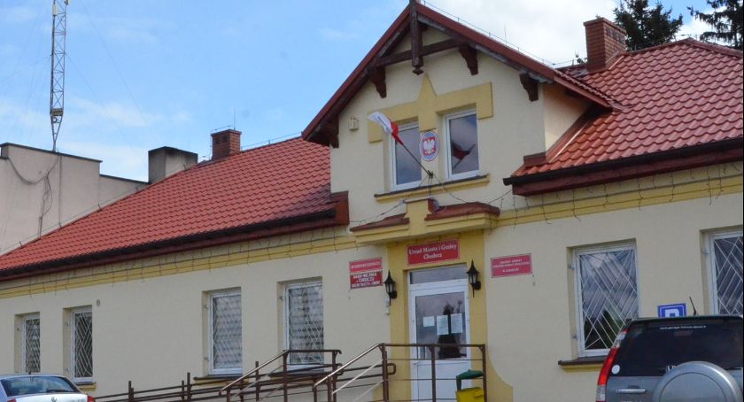 Praca w Urzędzie Miasta i Gminy w Chodczu. Rekrutacja trwa