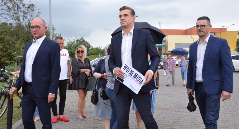 Protest w obronie wolnych mediów we Włocławku [FOTO, VIDEO]