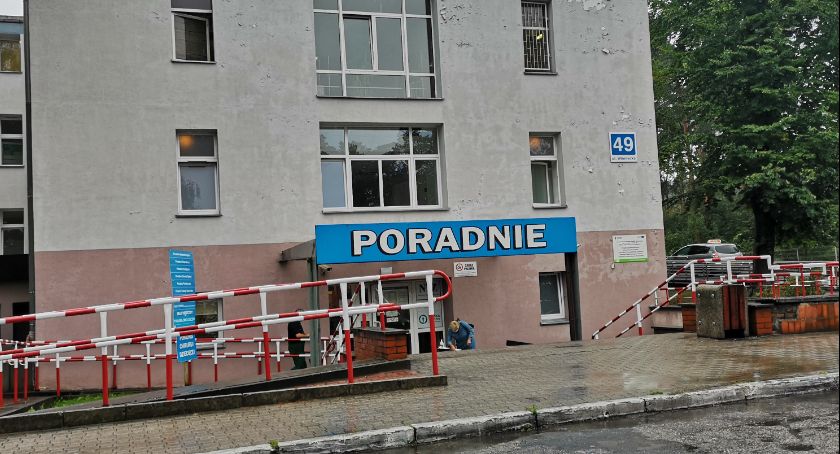 Szpital we Włocławku zawiesza przyjęcia na jednym z oddziałów