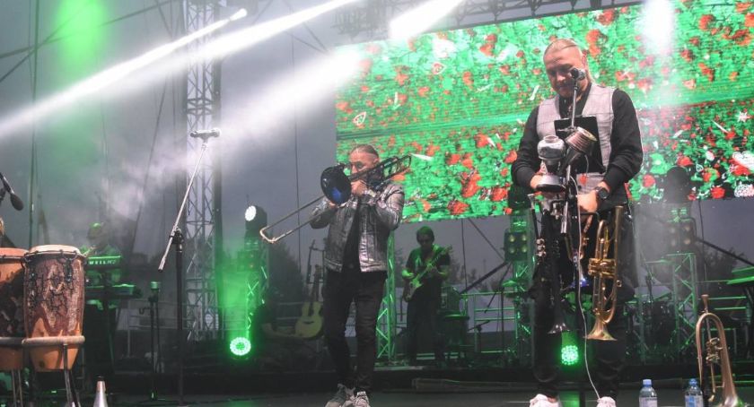 Dożynki 2021 Lubień Kujawski. Golec uOrkiestra, Andre i Dejw gwiazdami święta plonów [PROGRAM]
