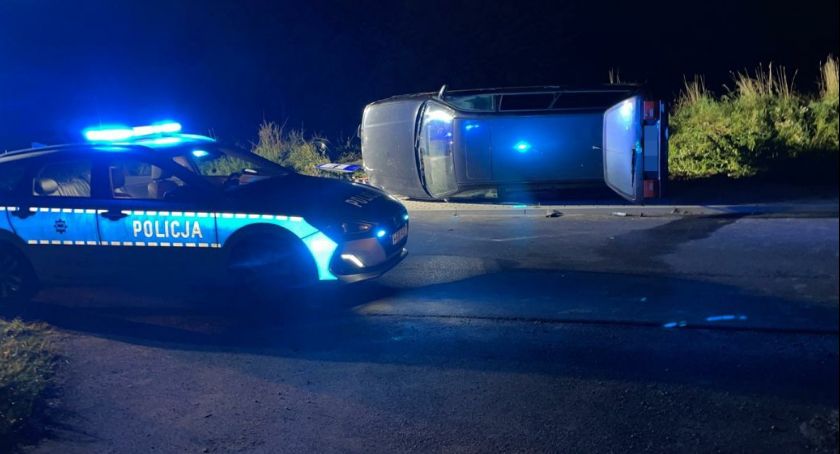 Śmiertelny wypadek w Zbójnie. Kobieta została potrącona na przystanku autobusowym