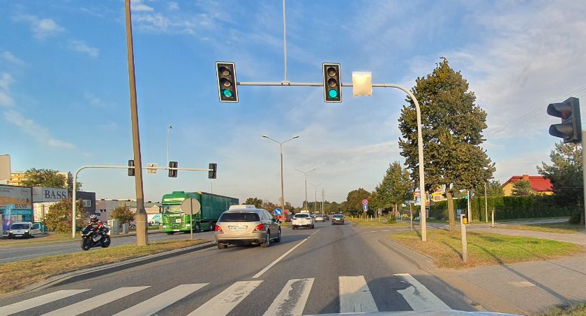 Włocławek: Radny twierdzi, że w tym miejscu jest dużo wypadków. Chce zmiany organizacji ruchu