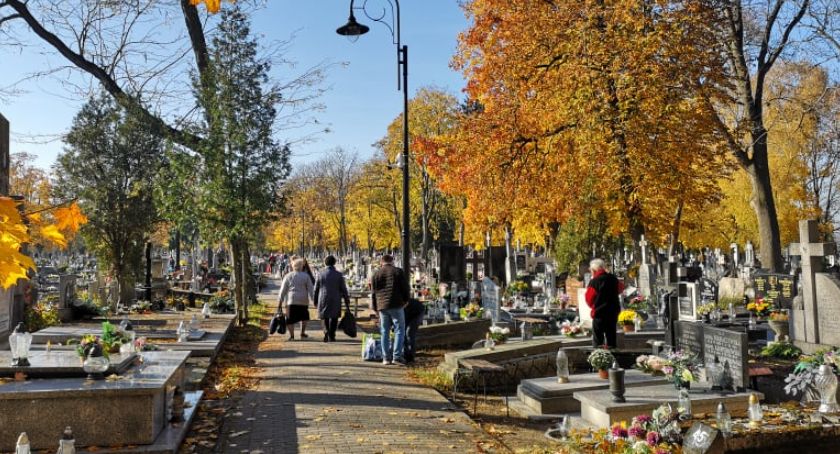 Wszystkich Świętych we Włocławku. Trwają przygotowania do Święta Zmarłych