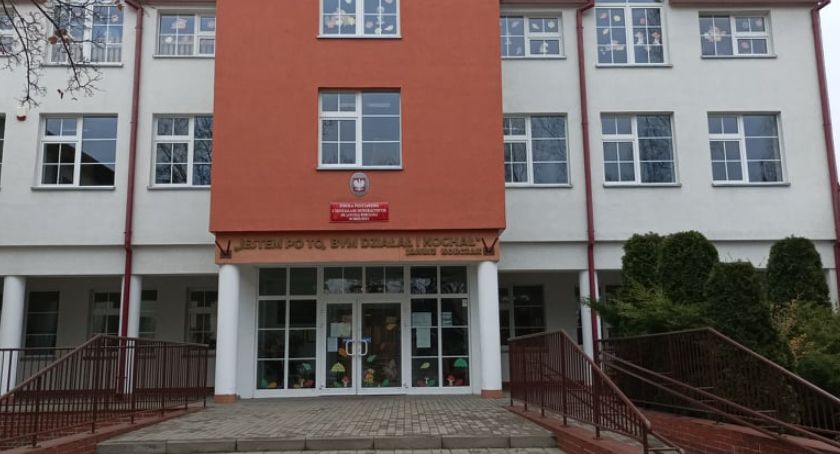 Zdalne nauczanie w szkole w Smólniku 