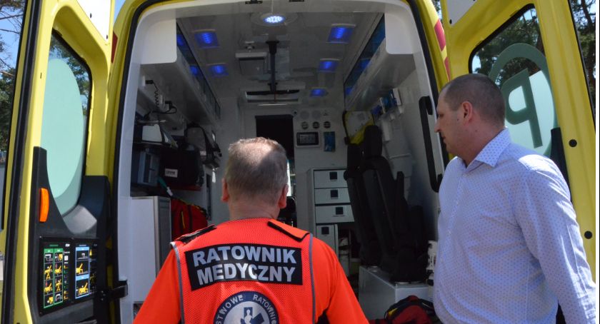 Koronawirus Włocławek i powiat włocławski: Ratownicy i straż  na ratunek