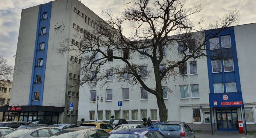 Koronawirus nie odpuszcza. Ratusz we Włocławku wraca do sprawdzonych obostrzeń
