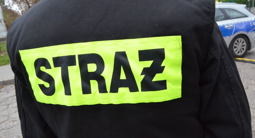 Wypadek na skrzyżowaniu Kaliskiej ze Zbiegniewską we Włocławku. Autobus MPK zderzył się z osobówką