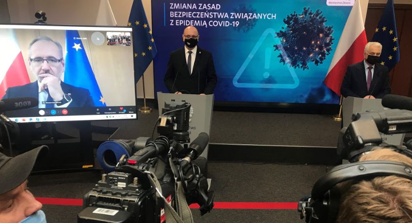 Koronawirus: Nowe obostrzenia. Nauka zdalna, zamknięte dyskoteki. Co jeszcze ?
