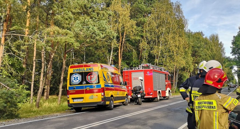 Zderzenie trzech samochodów na DK 62 pomiędzy Włocławkiem i Pikutkowem