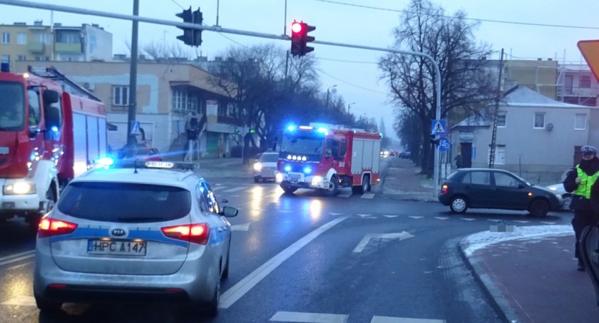 Potrącenie pieszego na skrzyżowaniu ulic Kaliskiej i Planty we Włocławku