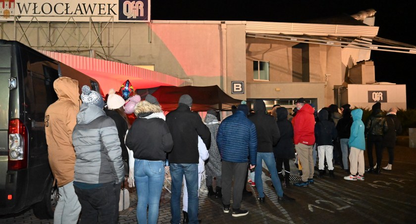 WOŚP Włocławek. Nie wszyscy weszli na Koncert Viki Gabor. Nie mieli paszportów Covid