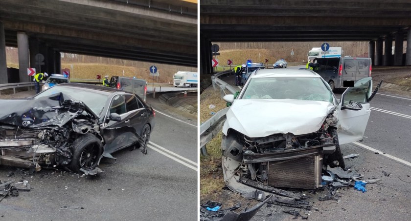 Wypadek w Klęczkowie: Mercedes zderzył się czołowo z golfem. 4 osoby w szpitalu w tym 2 miesięczne dziecko