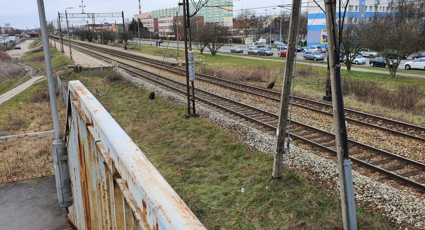 Śmierć na torowisku we Włocławku. 24 latka zginęła na miejscu