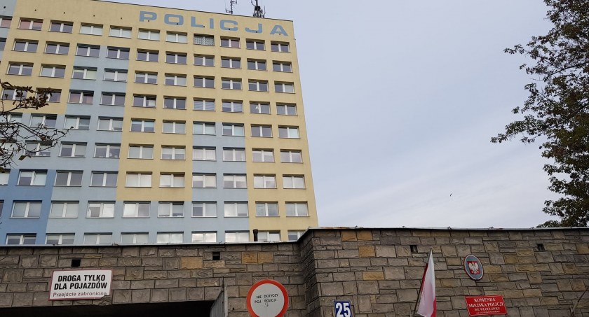 Włocławek: Seryjny włamywacz usłyszał 25 zarzutów. Włamywał się do piwnic, mieszkań i pojazdów