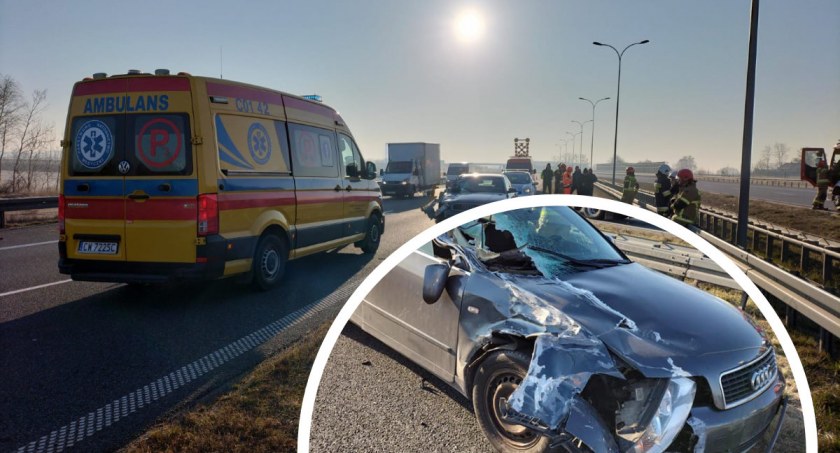 Autostrada A1: Kierowca Audi zasnął za kierownicą. Osobówka uderzyła w ciężarówkę [ZDJĘCIA]