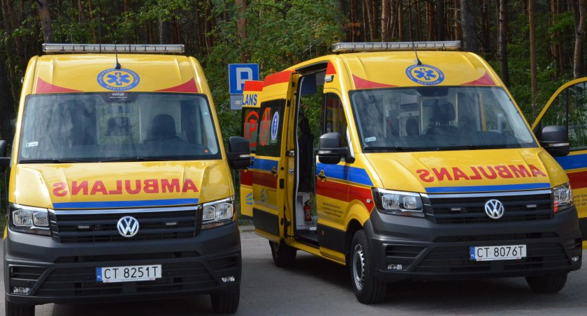 Tragedia na przejściu przez tory we Włocławku. Nie żyje mężczyzna