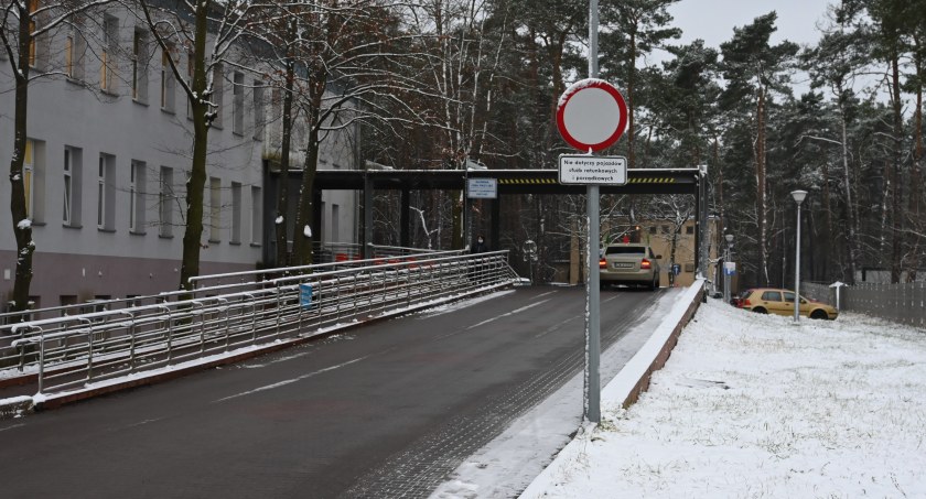Zawieszenie przyjęć do szpitala we Włocławku. Brak miejsc na oddziałach internistycznych