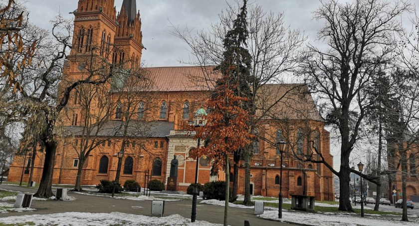 Diecezja włocławska: Kolejne zmiany personalne