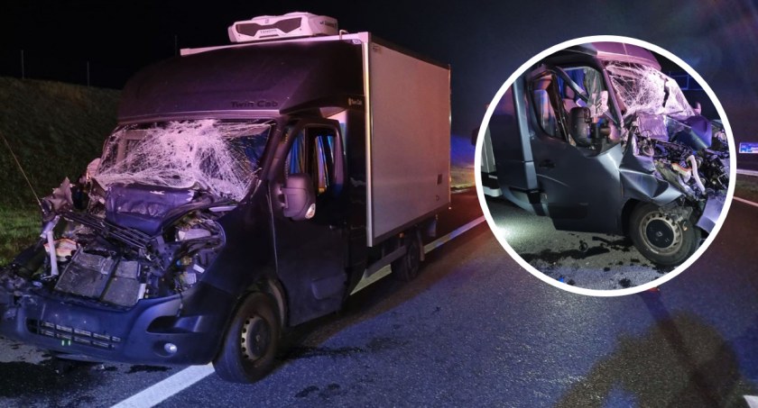 Samochód dostawczy uderzył w tył naczepy na A1. Kierowca zasnął za kierownicą